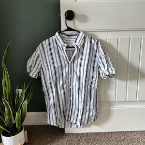 Gap Slim Fit T-Shirt